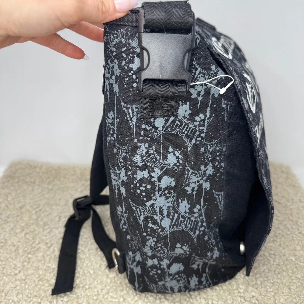 Y2K Tapout Messenger / Backpack Convertible Bag Vintage MMA Expression Of Combat